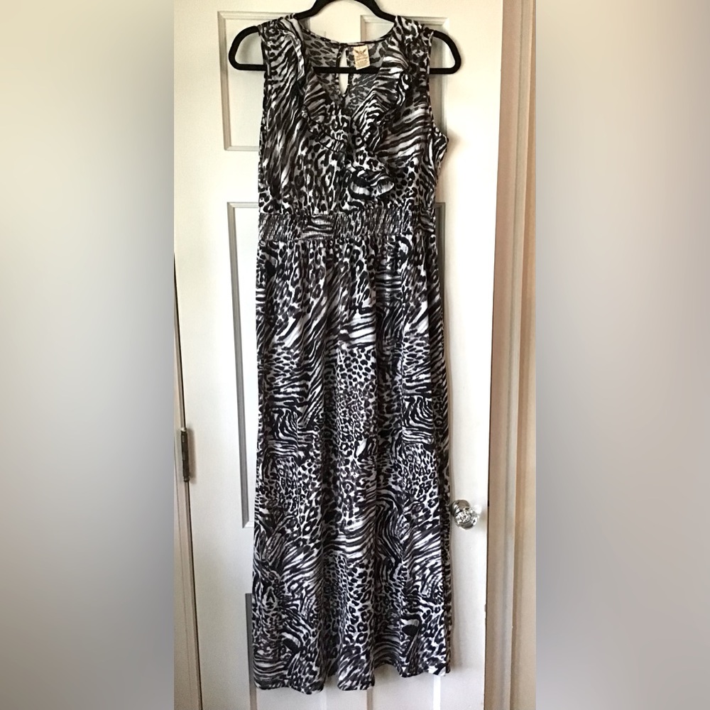 Faded Glory sleeveless maxi dress.